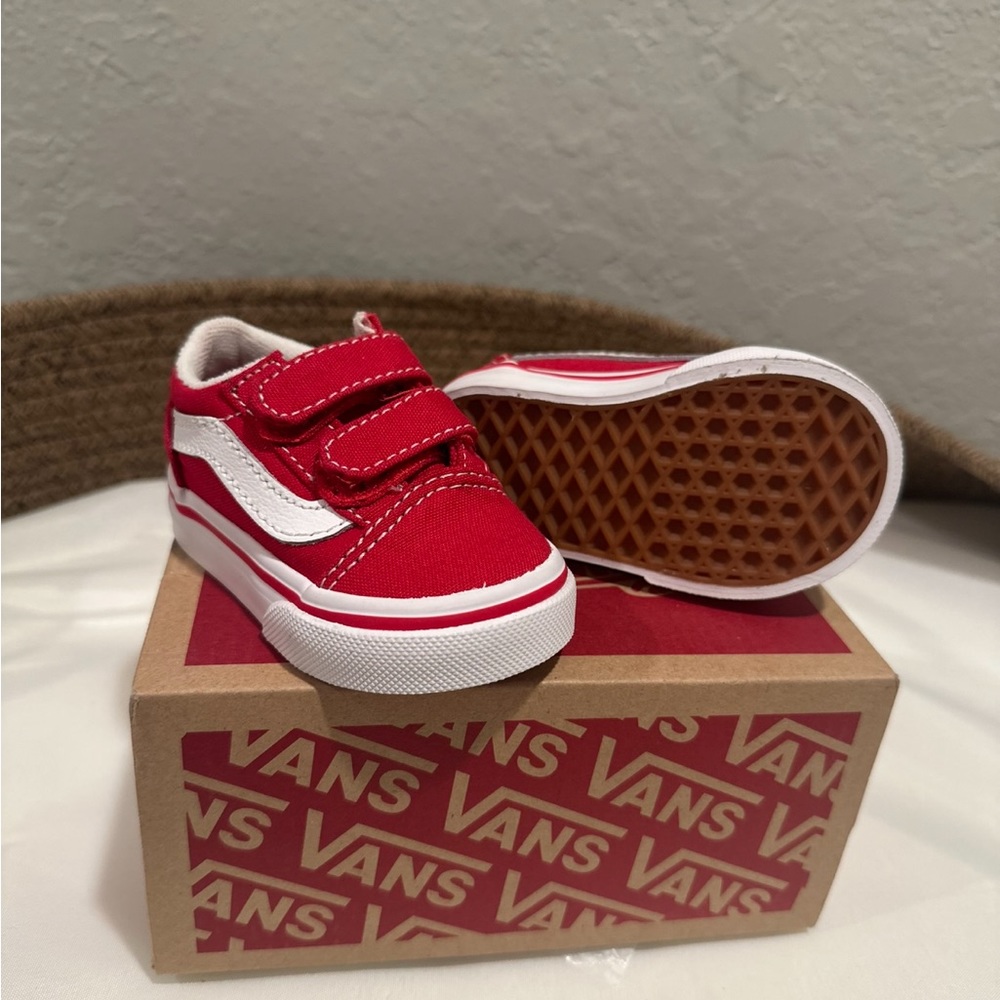 Size 2 old skool red toddler vans